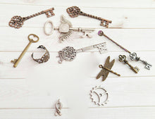Load image into Gallery viewer, Jewelry Supplies Skeleton Keys Stamping Blank Pendants Silver Charms Bronze Charms Copper Charms Ring Blank DESTASH