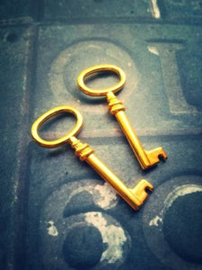 Skeleton Key Pendants Shiny Gold Keys Steampunk Keys Key Charms Barrel Keys Gold Skeleton Keys 41mm 5pcs
