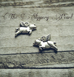 Flying Pig Charms Pig Pendants Antiqued Silver Pig Charms When Pigs Fly Fairy Tale Charms 10pcs