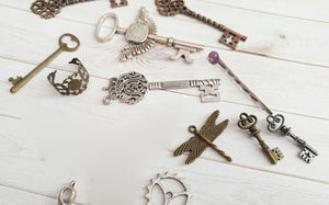 Jewelry Supplies Skeleton Keys Stamping Blank Pendants Silver Charms Bronze Charms Copper Charms Ring Blank DESTASH