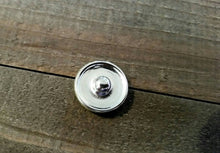 Load image into Gallery viewer, Snap Chunk Button Silver Blue Chunk Snap 18mm Chunk