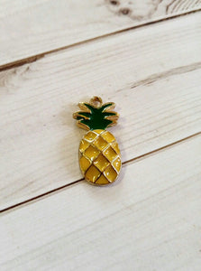 Pineapple Charm Pineapple Pendant Fruit Charm Enamel Charm Gold Pineapple Charm Yellow Pineapple Gold Charm Gold Pendant