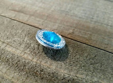 Load image into Gallery viewer, Snap Chunk Button Silver Blue Chunk Snap 18mm Chunk
