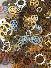 Load image into Gallery viewer, Bulk Gears Steampunk Gear Charms Gear Pendants Assorted Gears Cogs Steampunk Supplies Bronze Silver Gold 500 pieces