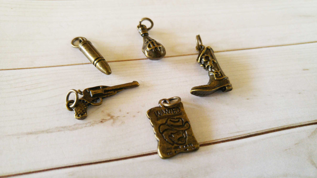 Western Charms Antiqued Bronze Outlaw Charms Set Bronze Pendants Bronze Charms Western Pendants with Rings 5pcs