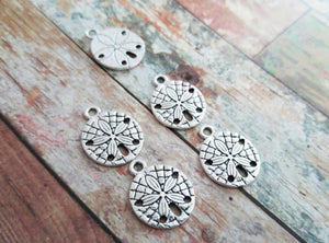 Sand Dollar Charms Sand Dollar Pendants Antiqued Silver Charms Ocean Charms Nautical Charms 10 pieces 19mm