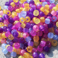 Load image into Gallery viewer, Color Changing Beads Pony Beads Acrylic Beads Bulk Beads Wholesale Beads Assorted Beads 8mm Beads UV Beads 300pcs