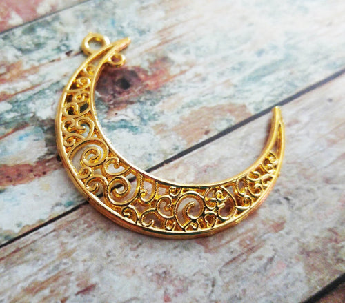 Moon Charms Gold Moon Charms Moon Pendants Crescent Moon Charm Filigree Charms Half Moon Charms 2pcs