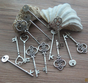 Bulk Skeleton Keys Key Pendants Steampunk Keys Mixed Metal Keys Assorted Keys Silver Big Keys Heart Keys 15pcs 84-95mm