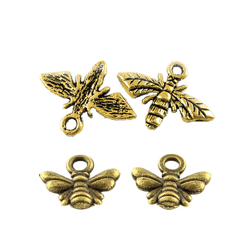 Gold Bee Charms Antiqued Gold Bee Pendants Wasp Charms Insect Charms Spring Charms Garden Charms Honeybee Charms Bumblebee Charms 4pcs