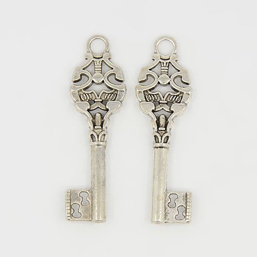 Bulk Skeleton Keys Antiqued Silver Key Charms Key Pendants Steampunk Keys 2 Sided Keys Silver Skeleton Key Wholesale Keys 200pcs PREORDER