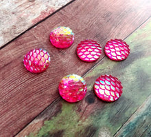Load image into Gallery viewer, Mermaid Scale Cabochons 12mm Cabochons Pink Round Cabochons Dragon Scale Cabochons Flat Back Embellishments 6 pieces