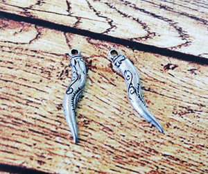 Tribal Horn Charms Antiqued Silver Charms Bohemian Charms Silver Charms Set Unicorn Horn Charms 2pcs 18mm