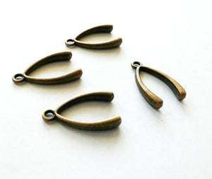 4 Wishbone Pendants Antiqued Bronze Thanksgiving Charms Holiday Charms 24mm