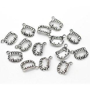 Vampire Charms Antiqued Silver Charms Halloween Charms Vampire Pendants Teeth Charms BULK Charms Wholesale Charms 50pcs
