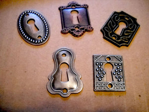 Keyholes Connectors Key Holes Skeleton Keyhole Steampunk Keyhole Pendants Lock Charms Escutcheon Assorted Pendants Silver Bronze Copper