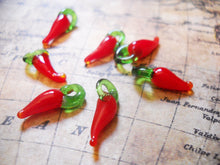 Load image into Gallery viewer, Glass Chili Pepper Charms Chili Pepper Pendants Red Chili Peppers Lampwork Glass Charms Glass Pepper Charms Red Pepper Charms 10pcs 17mm