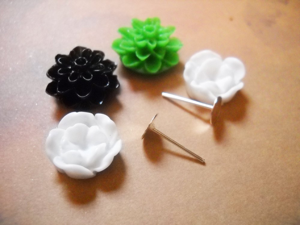 Earring Kit DIY Kit Jewelry Making Kit Flower Earrings Kit Do It Yourself Kit Flower Flat Back Cabochons Earring Blanks Earnuts 60pc Kit