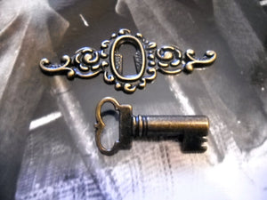 Key Hole Pendants and Matching Skeleton Keys Lock and Key Charms Pendants Connectors Assorted Keys Copper Silver Bronze Steampunk PREORDER