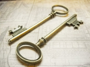 Bulk Skeleton Keys Wedding Keys Big Keys Large Keys Wholesale Key Pendants 80mm 3 Inch Keys Antique Bronze 200 pieces PREORDER