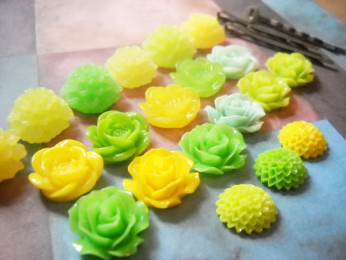 Bobby Pins and Flower Cabochons Kit Do It Yourself Assorted Colors Antiqued Bronze or Silver Hair Pins Kit 30 pieces YOU PICK