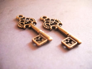 Key Charms Steampunk Keys Copper Key Charms Antiqued Copper Skeleton Keys Copper Charms 5 pieces