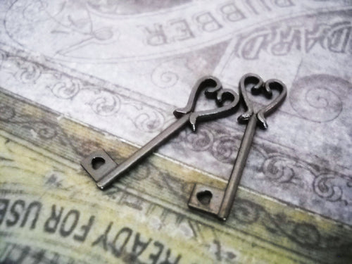 Bulk Skeleton Keys Heart Keys Black Skeleton Keys Keepsake Keys Wholesale Keys Key Charms 50pcs 25mm Black Keys Steampunk
