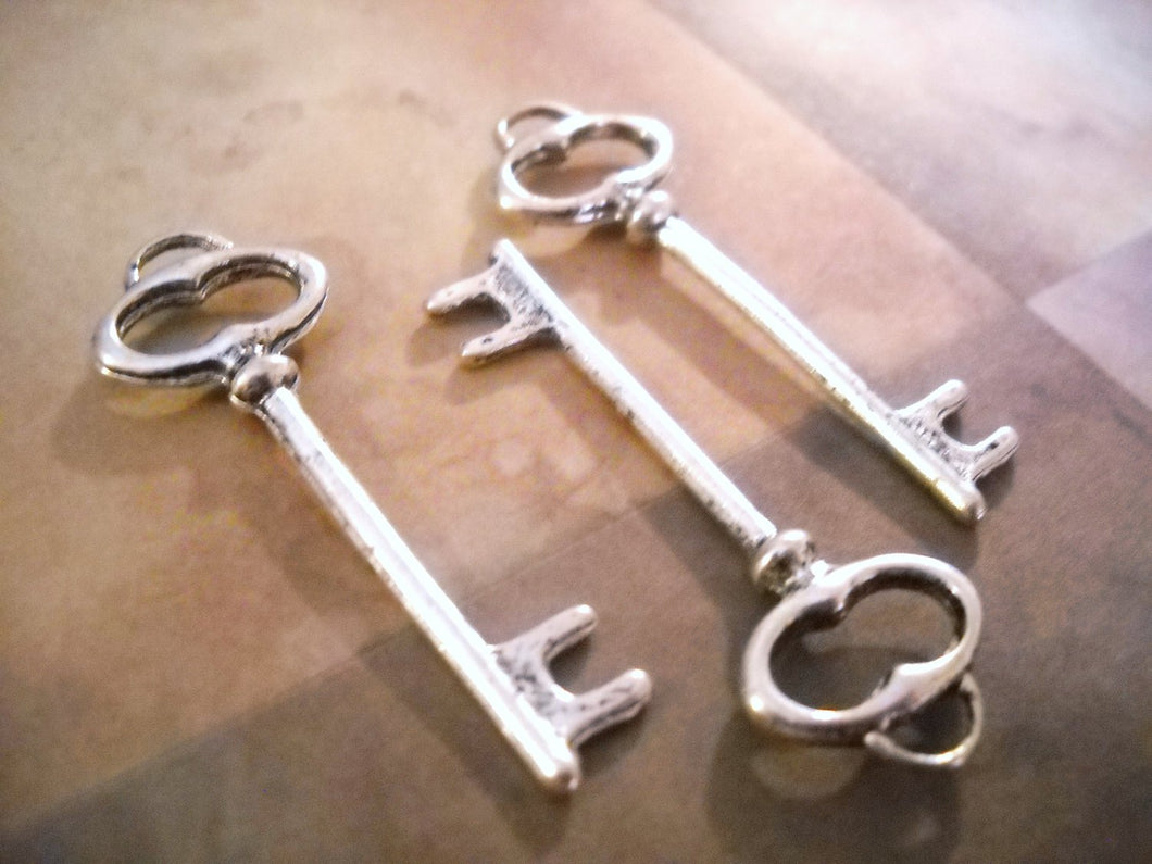 Skeleton Keys Antiqued Silver Skeleton Key Charms Key Pendants Steampunk Keys Silver Key Charms Silver Keys 40mm 10 pieces
