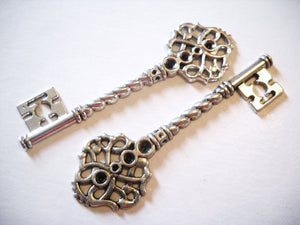 Skeleton Keys Antiqued Silver Key Pendants Steampunk Keys Silver Keys Big Keys Wedding Keys Wholesale Keys68mm 10pcs