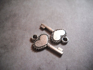 Heart Key Charms Antiqued Silver Key Charms Heart Keys Skeleton Keys Bulk Skeleton Keys Silver Keys Miniature Keys Tiny Key Charms 50pcs