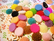 Load image into Gallery viewer, Flower Cabochons Resin Flowers Dahlia Flower Flat Backs 15mm Flowers Resin Cabochons Assorted Mum Cabochons 50 pieces