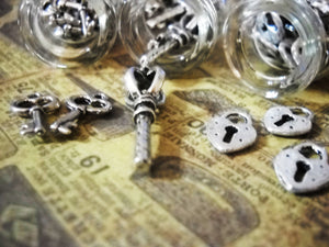 Skeleton Keys, Lock Charms, Glass Vials, Steampunk Lot Glass Vials With Corks Assorted Charms Antiqued Silver 103pcs