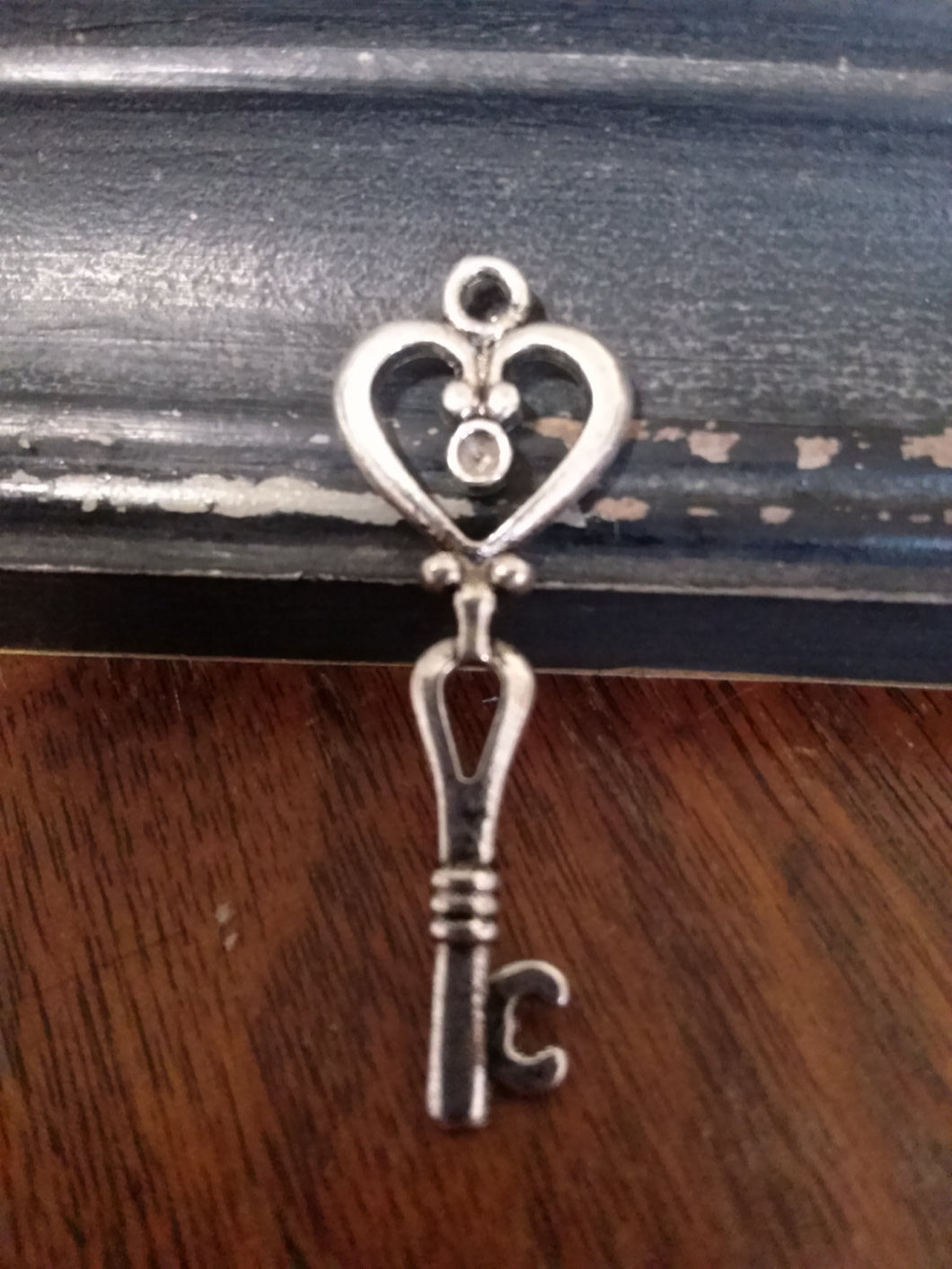 Bulk Skeleton Keys Heart Keys Antiqued Silver Key Charms Wholesale Keys Skeleton Key Pendants Wedding Keys Bulk Charms 42mm 50 pieces