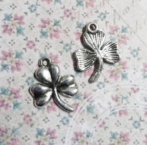 Clover Charms Bulk Charms Antiqued Silver Clover Charms Bulk Pendants Wholesale Charms Shamrock Charms 400pcs PREORDER