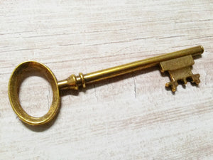 Big Keys Large Skeleton Keys Antiqued Gold Key Pendants Steampunk Keys Gold Keys Large Keys Wholesale Keys 80mm 3.14" 11 pieces