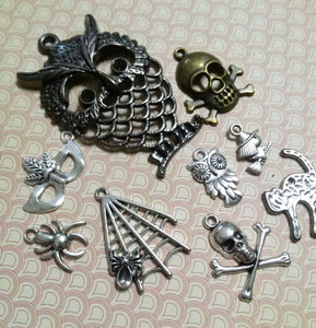 Halloween Charms Assorted Charms Themed Charms Bronze Silver Black Owl Pendant Witch Charm Skull and Crossbones Mixed Pendants 9pcs