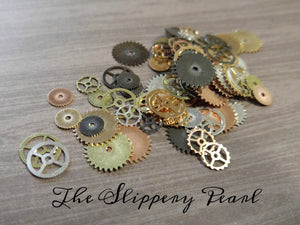 Steampunk Gears Assorted Metals Watch Gears Clock Gears Steampunk Parts Gear Charms Pendants Gold Bronze Silver Copper 100 pieces *