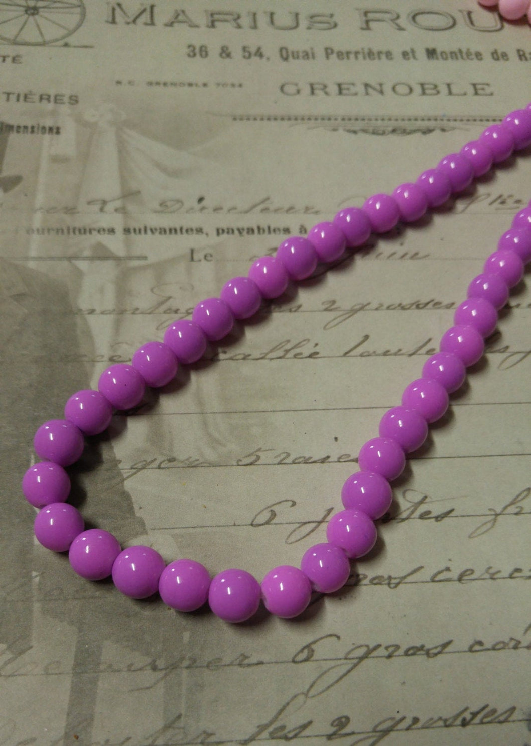 BULK Beads Light Orchid Purple Glass Beads Wholesale Beads 100 pieces 8mm 32